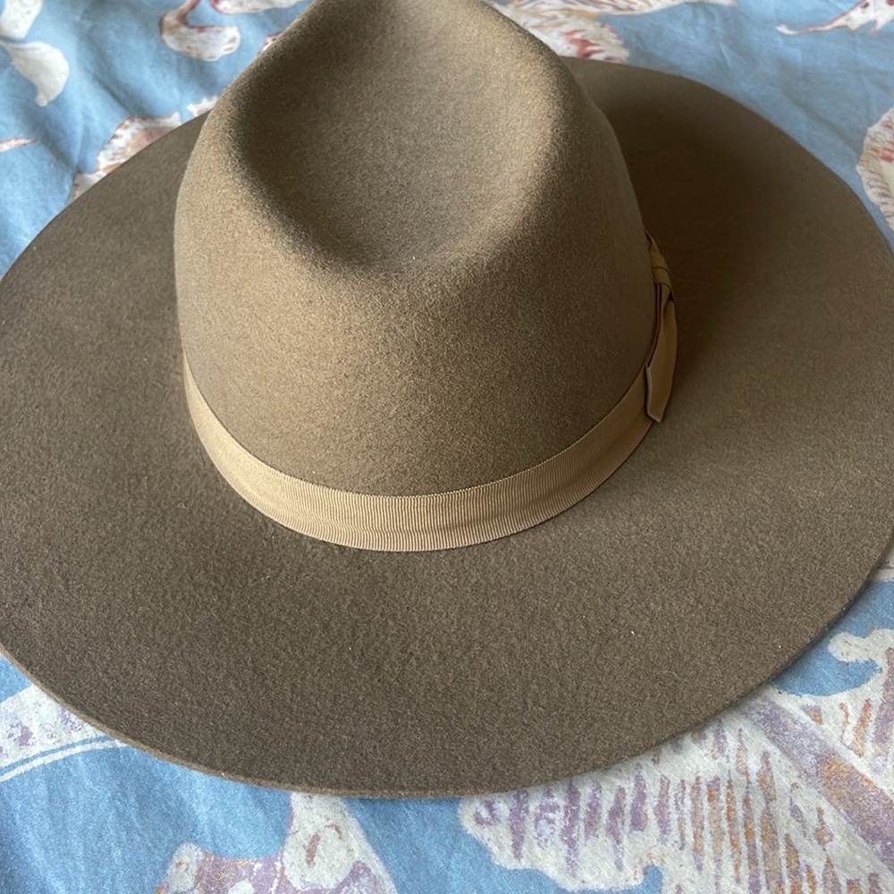 Hat attack felted wool hat - Picture 6 of 6
